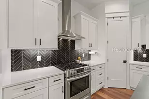 37 Park Square S, Beaufort, SC 29907 - Photo 18