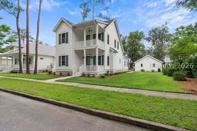 37 Park Square S, Beaufort, SC 29907 - Photo 1