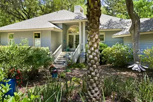 28 Forest Dr, Hilton Head Island, SC 29928 - Photo 2