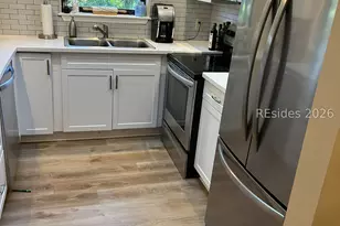 41 Wee Rd, Hilton Head Island, SC 29926 - Photo 12