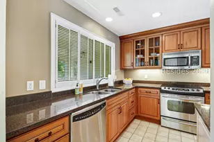 5 Newport Dr, Hilton Head Island, SC 29928 - Photo 12