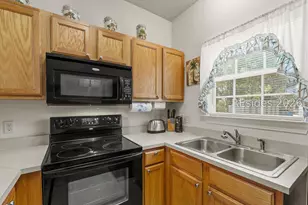 1105 13th St, Port Royal, SC 29935 - Photo 12