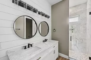 37 Oleander St, Hilton Head Island, SC 29928 - Photo 6
