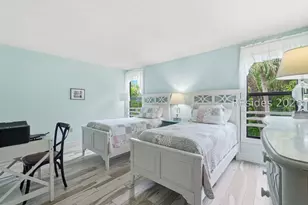 34 S Forest Beach Dr, Hilton Head Island, SC 29928 - Photo 14
