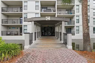 34 S Forest Beach Dr, Hilton Head Island, SC 29928 - Photo 2