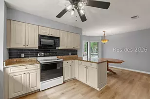 17 Lake Forest Dr, Hilton Head Island, SC 29928 - Photo 12