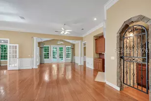 8 Island W Ct, Bluffton, SC 29910 - Photo 6