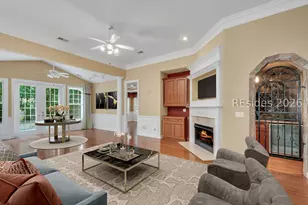 8 Island W Ct, Bluffton, SC 29910 - Photo 14
