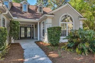 8 Island W Ct, Bluffton, SC 29910 - Photo 2