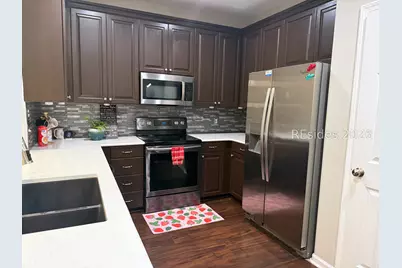 23 Isle Of Palms Drive E, Bluffton, SC 29910 - Photo 6