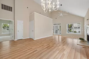 15 Cobblestone Ct, Hilton Head Island, SC 29928 - Photo 10