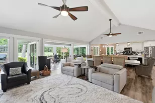 20 Spanish Moss Rd, Hilton Head Island, SC 29928 - Photo 12