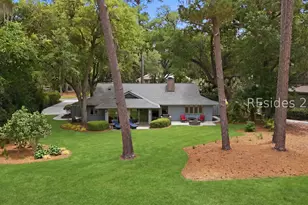 20 Spanish Moss Rd, Hilton Head Island, SC 29928 - Photo 48