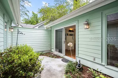 33 Victoria Drive, Hilton Head Island, SC 29926 - Photo 16