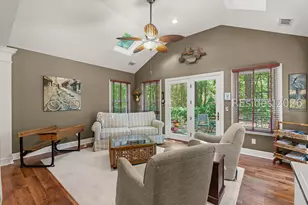 54 Edgewood Dr, Hilton Head Island, SC 29926 - Photo 12