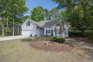 56 Monticello Dr, Hilton Head Island, SC 29926 - Photo 2