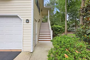 16 Brittany Pl Dr, Hilton Head Island, SC 29928 - Photo 4