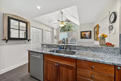 8 Hickory Knoll Place, Hilton Head Island, SC 29926 - Photo 18
