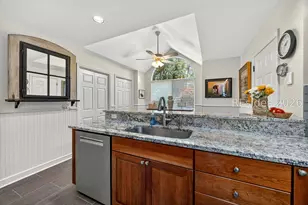 8 Hickory Knoll Pl, Hilton Head Island, SC 29926 - Photo 18