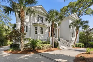 9 Promontory Ct, Hilton Head Island, SC 29928 - Photo 2