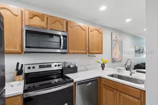 663 William Hilton Pkwy, Hilton Head Island, SC 29928 - Photo 10