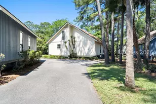 48 Salt Marsh Dr, Hilton Head Island, SC 29926 - Photo 38