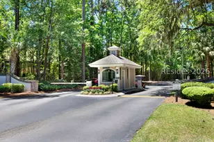 300 Woodhaven Dr, Hilton Head Island, SC 29928 - Photo 24