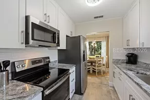 43 Folly Field Rd, Hilton Head Island, SC 29928 - Photo 12