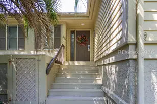 125 Greenwood Dr, Hilton Head Island, SC 29928 - Photo 6