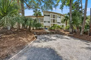 42 S Forest Beach Dr, Hilton Head Island, SC 29928 - Photo 2