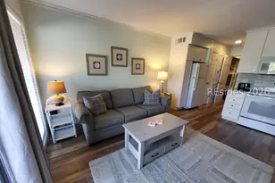 40 Folly Field Rd, Hilton Head Island, SC 29928 - Photo 8