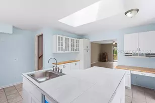 42 Wee Rd, Hilton Head Island, SC 29926 - Photo 6