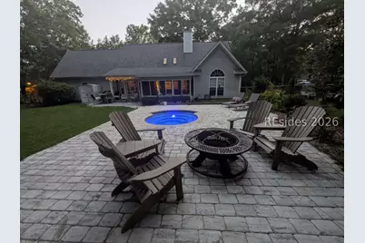 77 James F Byrnes Street, Beaufort, SC 29907 - Photo 2
