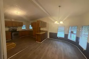 401 Amelia St, Fairfax, SC 29827 - Photo 4