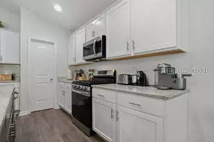 296 Founders Walk, Bluffton, SC 29910 - Photo 8