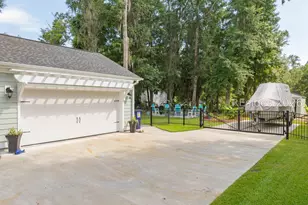 203 Black Skimmer Dr W, Beaufort, SC 29907 - Photo 36