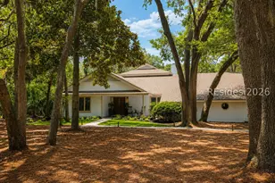 9 Fort Walker Dr, Hilton Head Island, SC 29928 - Photo 1