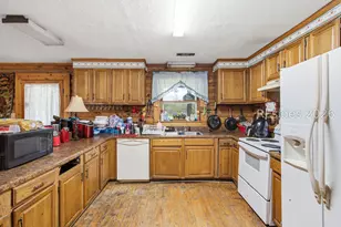 3958 Pineland Rd, Varnville, SC 29944 - Photo 12