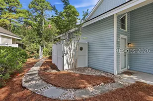 26 Lake Linden Ln, Bluffton, SC 29910 - Photo 4