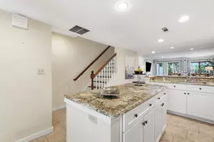 113 Shipyard Dr, Hilton Head Island, SC 29928 - Photo 6