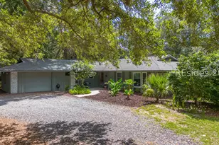 4 Robbers Row, Hilton Head Island, SC 29928 - Photo 2