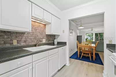 25 Deallyon Avenue #145, Hilton Head Island, SC 29928 - Photo 6