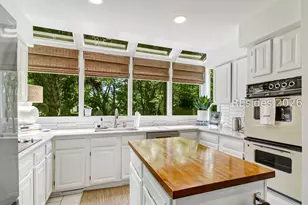 40 Planters Wood Dr, Hilton Head Island, SC 29928 - Photo 12