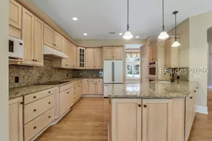 35 Greenwood Dr, Bluffton, SC 29910 - Photo 10