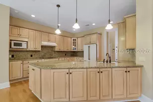 35 Greenwood Dr, Bluffton, SC 29910 - Photo 12