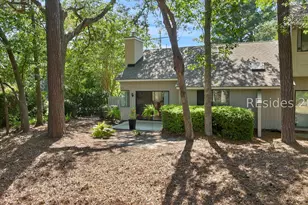 5 Gumtree Rd, Hilton Head Island, SC 29926 - Photo 2
