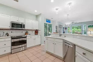 22 St Andrews Ln, Bluffton, SC 29909 - Photo 4