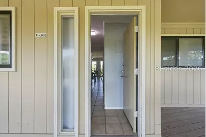 40 Folly Field Road #C302, Hilton Head Island, SC 29928 - Photo 2