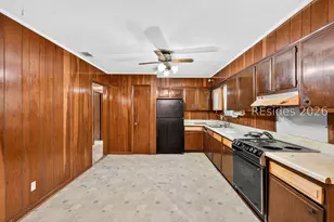 9258 Jacob Smart Blvd S, Ridgeland, SC 29936 - Photo 10