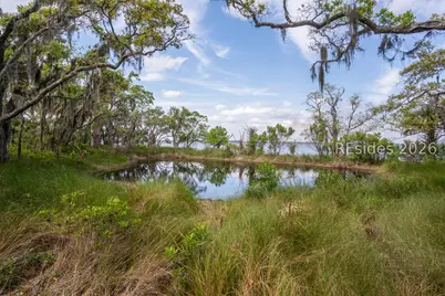 230 Old Plantation Drive W, Beaufort, SC 29907 - Photo 8
